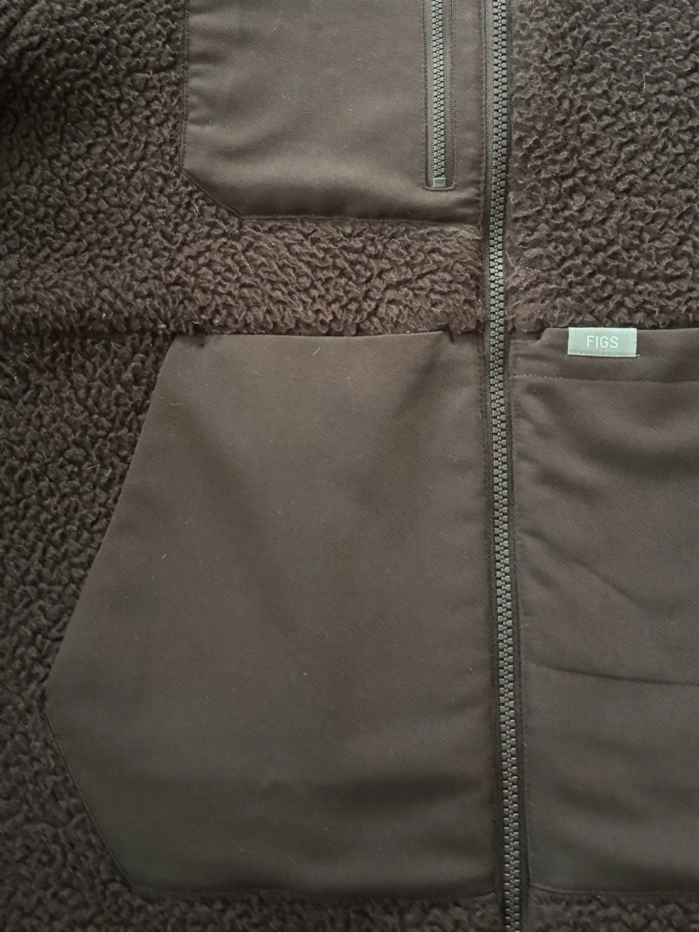 FIGS On-Shift High Pile Sherpa Jacket Espresso Brown Size Small